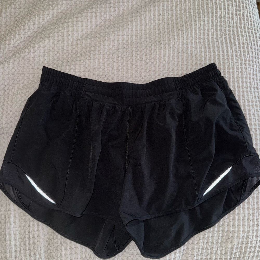 lululemon black hottie hot shorts 14